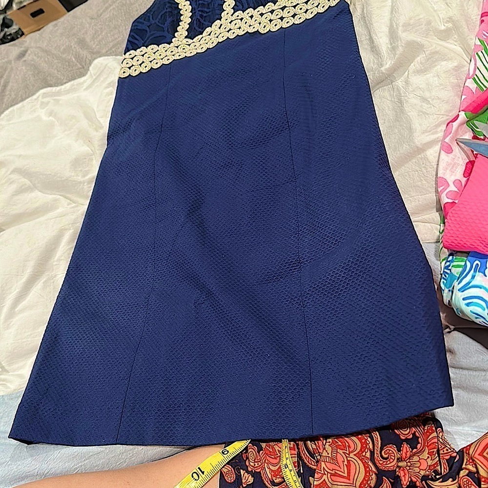 RARE💙Lilly Pulitzer Leigh Stretch Shift Dress True Navy Size 00 gold blue lace - Picture 7 of 16
